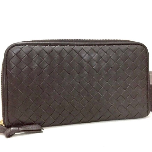 Bottega Veneta Handbags - Bottega Veneta 💯Authentic Intrecciato Zip Wallet